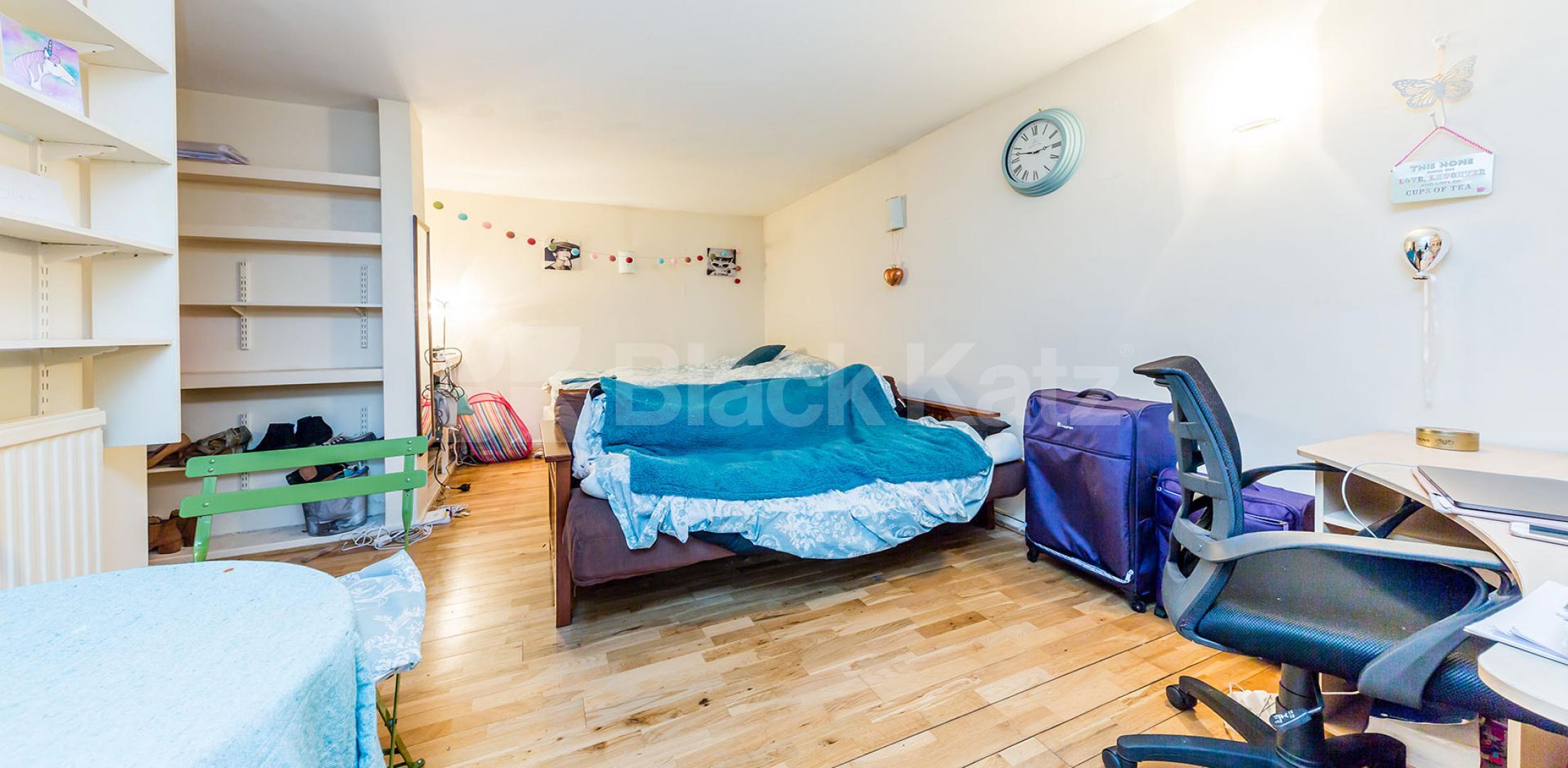 Fantastic one bed with access to communal garden  Delancey Street, Camden